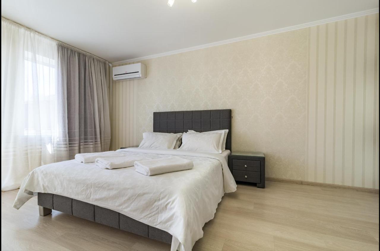Luxury 2-Bedroom Most City Area, Center Dnipro Exterior foto